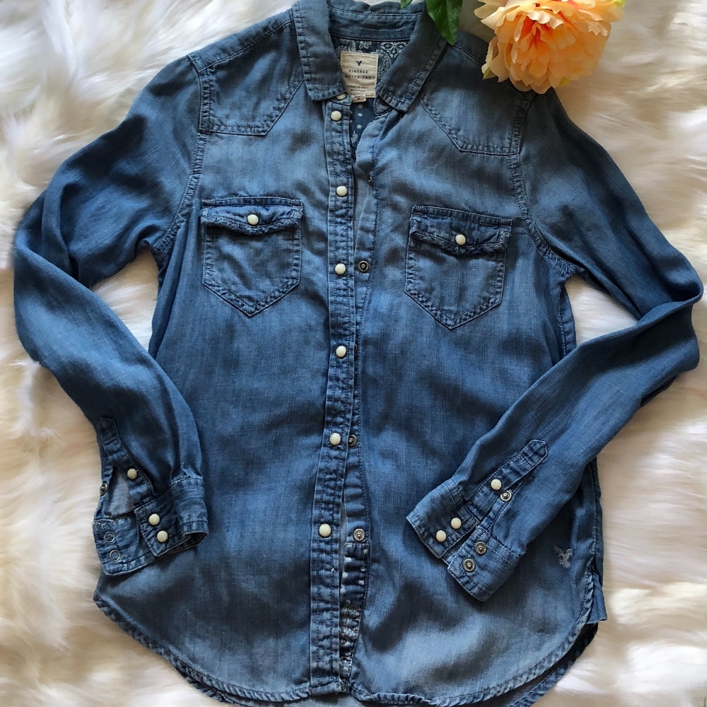 American Eagle Denim Shirt-Size XS